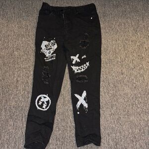 Boy’s SHEIN Graphic Distressed Jeans